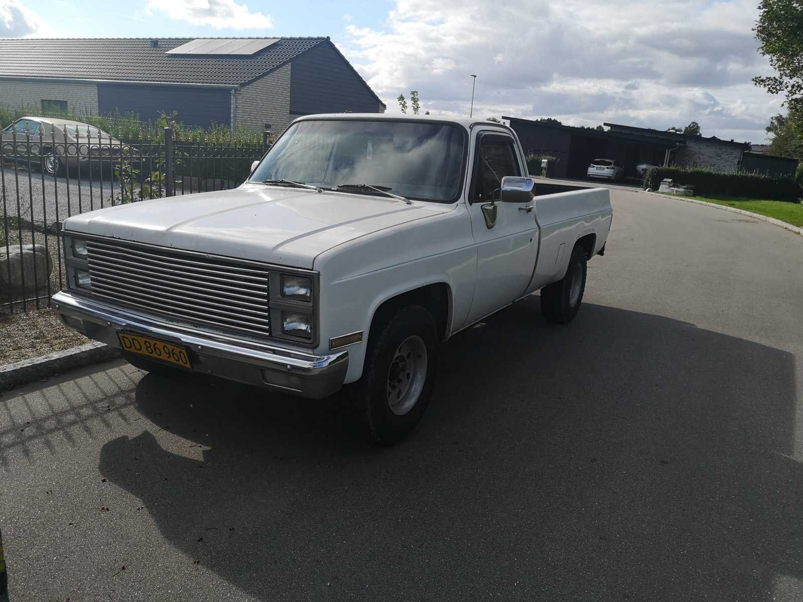1984 GMC C2500 aka Turbo Tonny